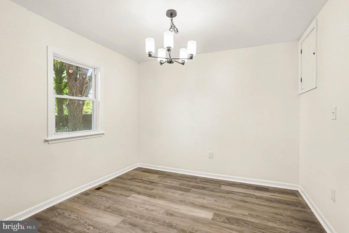 2302 Titan Terrace photo 12