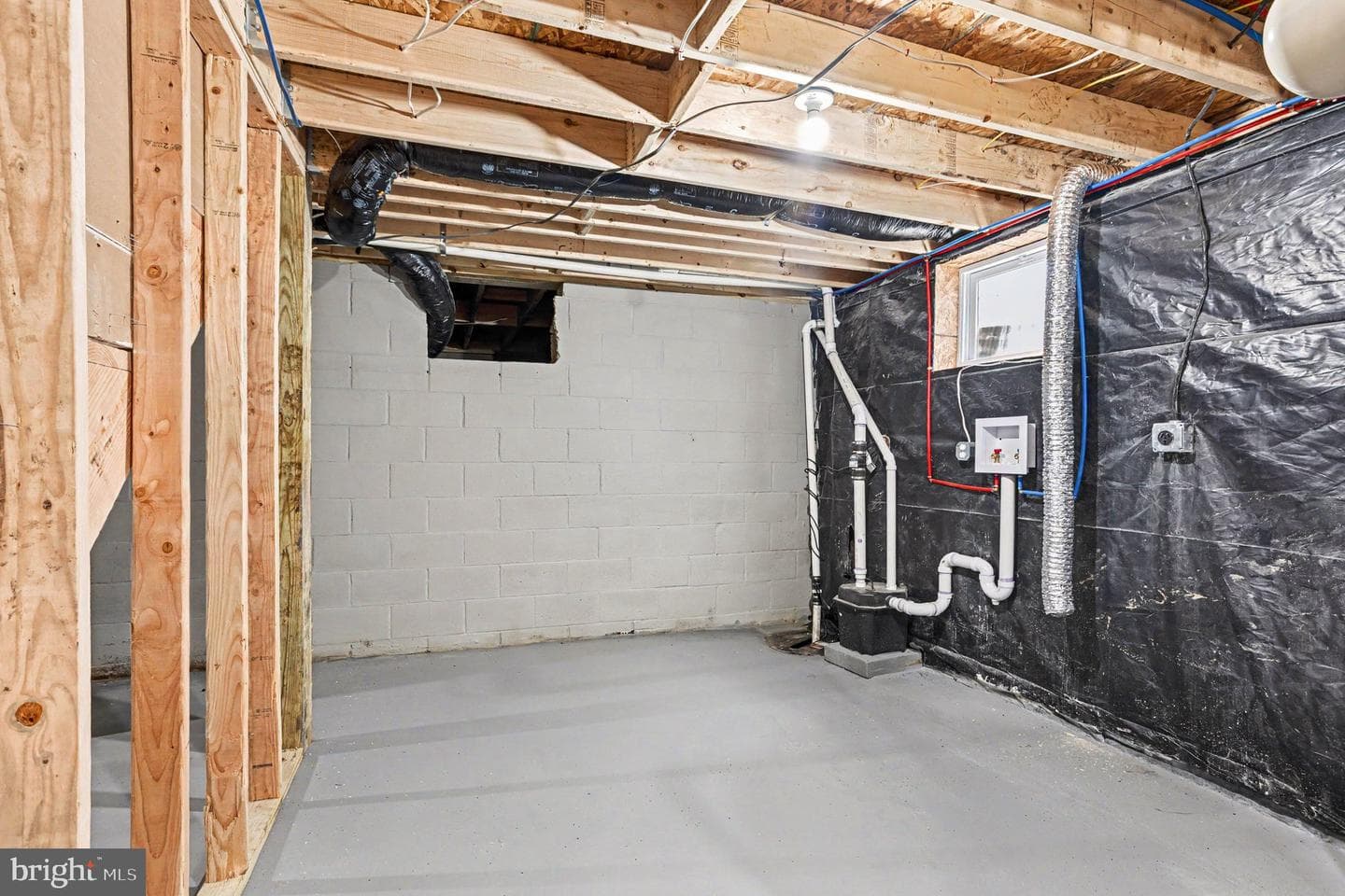 2302 Titan Terrace photo 31