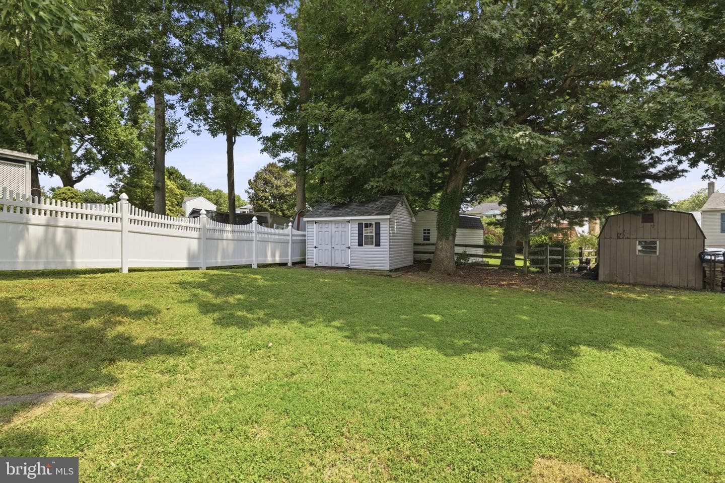 326 Royal Oak Drive photo 25