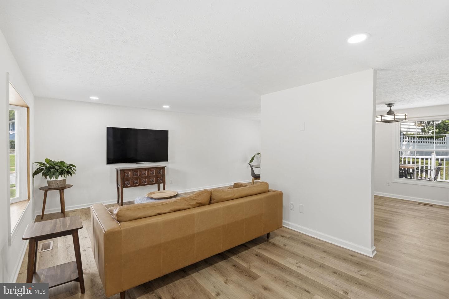 326 Royal Oak Drive photo 6
