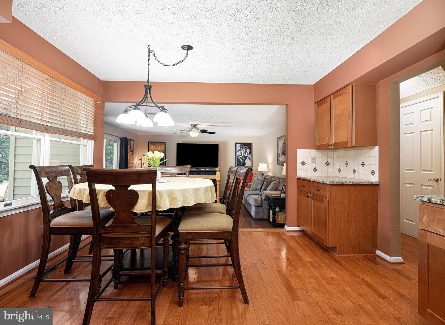 600 Sandray Terrace photo 9