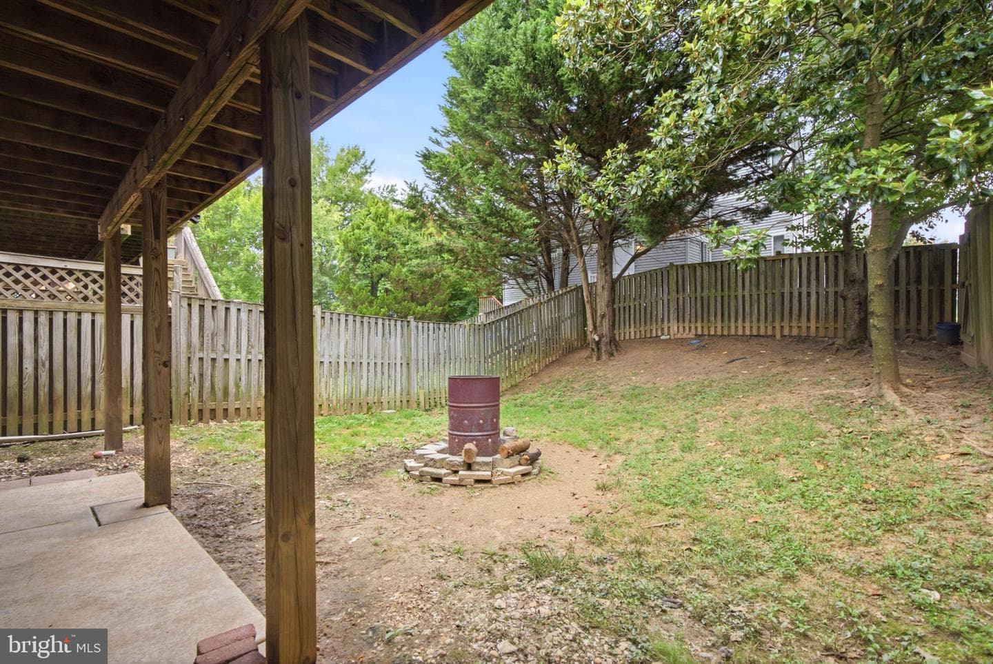 422 Kentmore Terrace photo 38