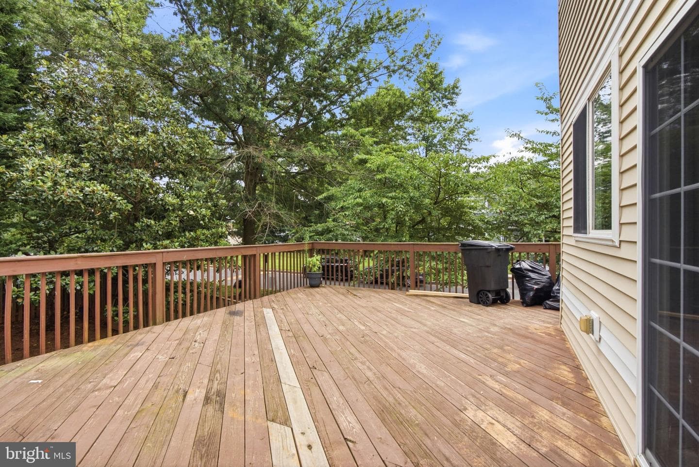 422 Kentmore Terrace photo 39