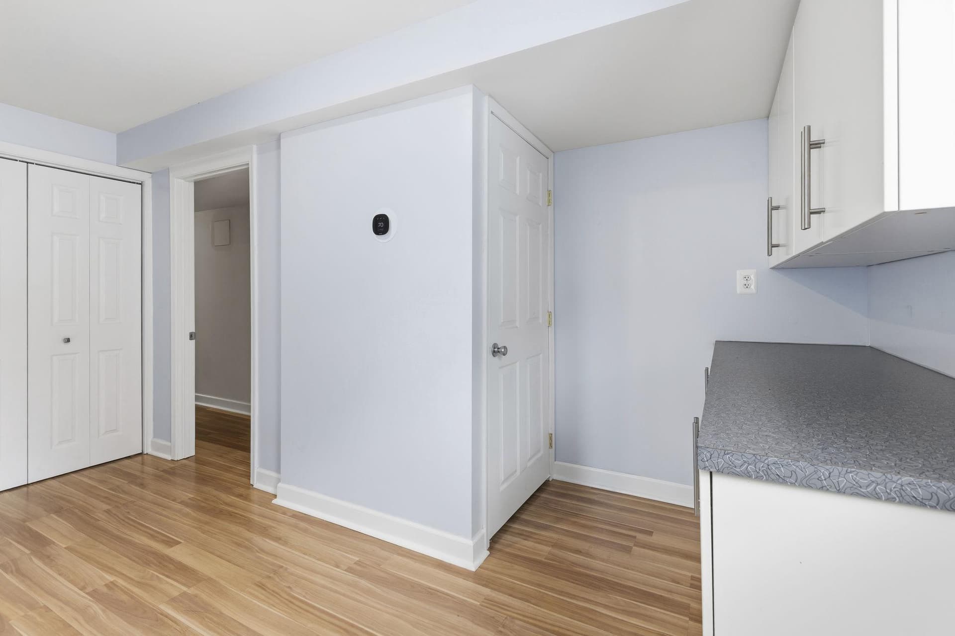8 Fairhill Road photo 30