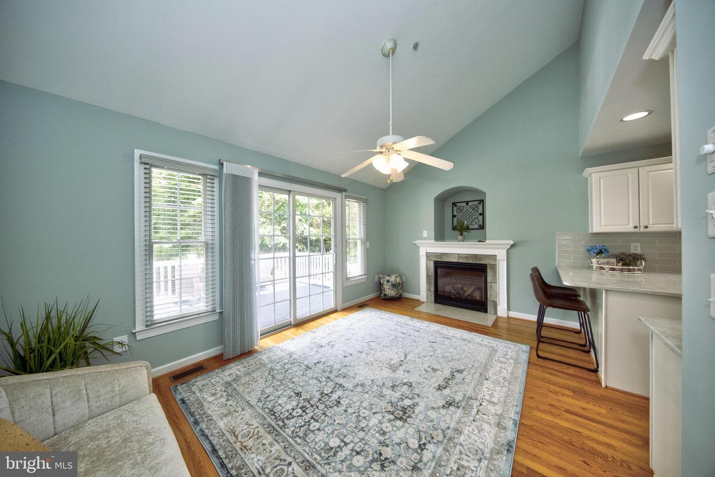 1819 Barrington Village Court photo 15