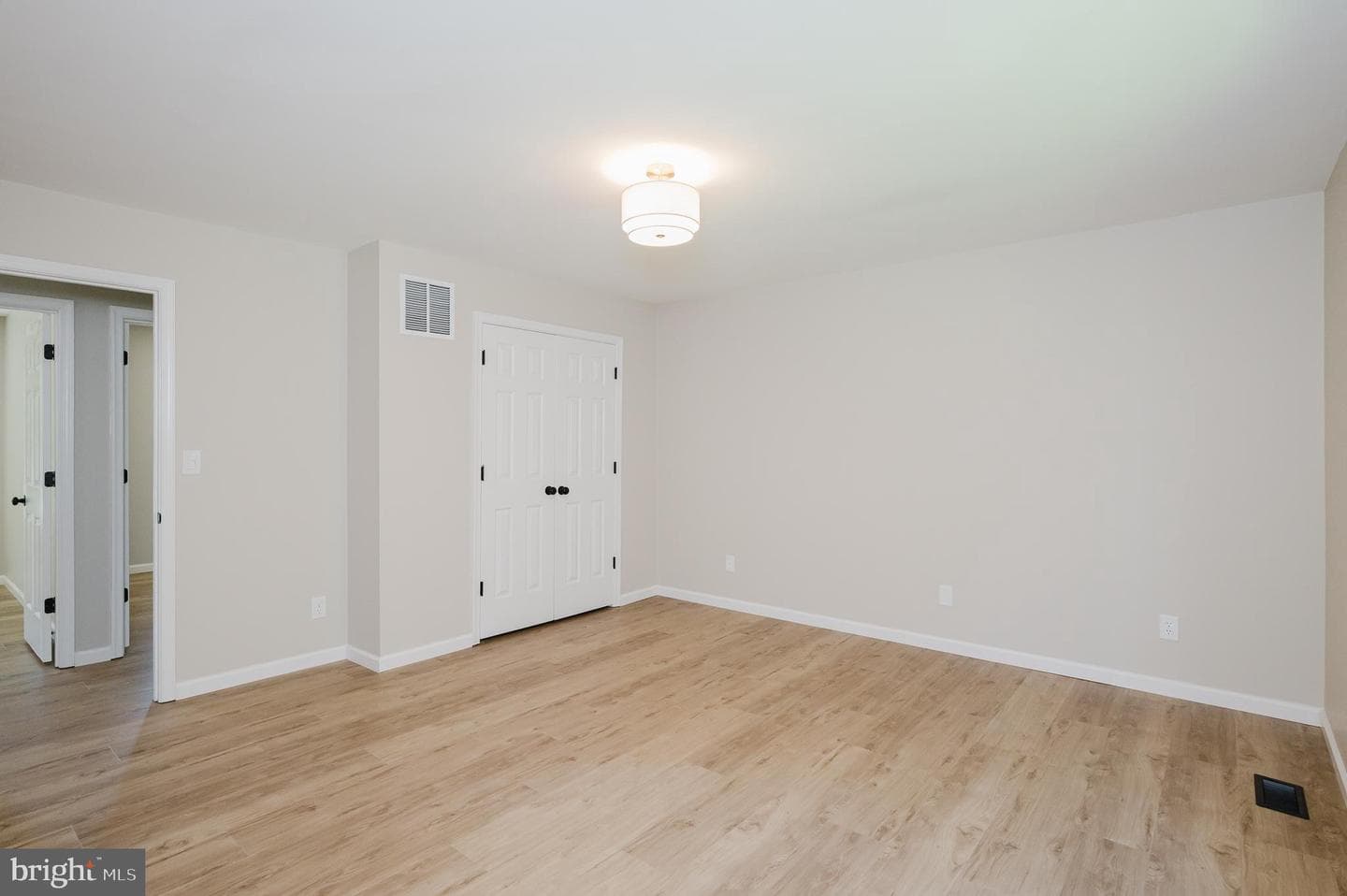 208 Decoy Drive photo 19