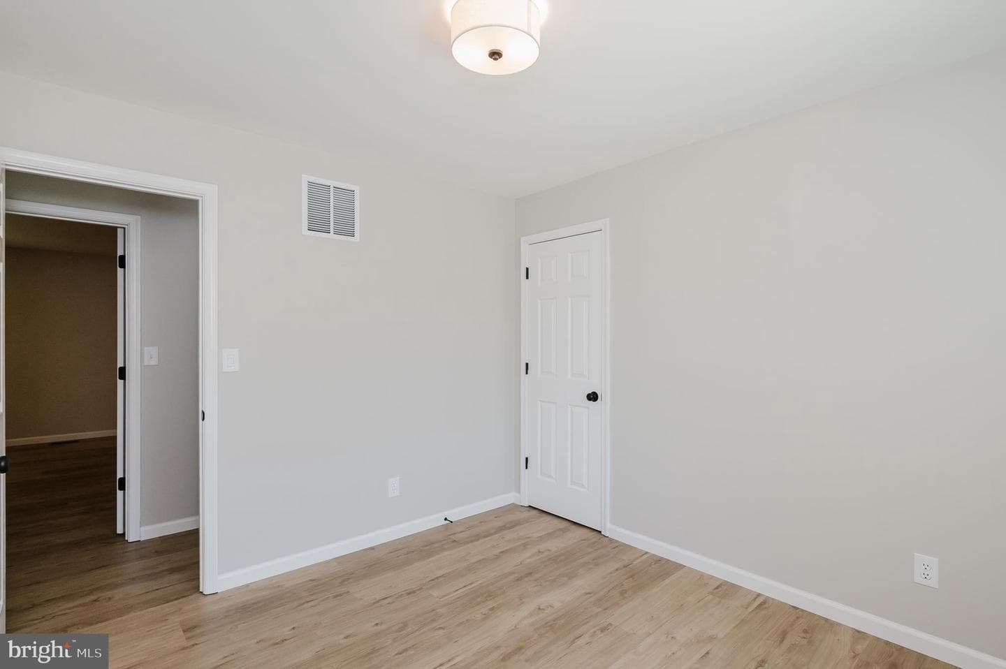 208 Decoy Drive photo 30