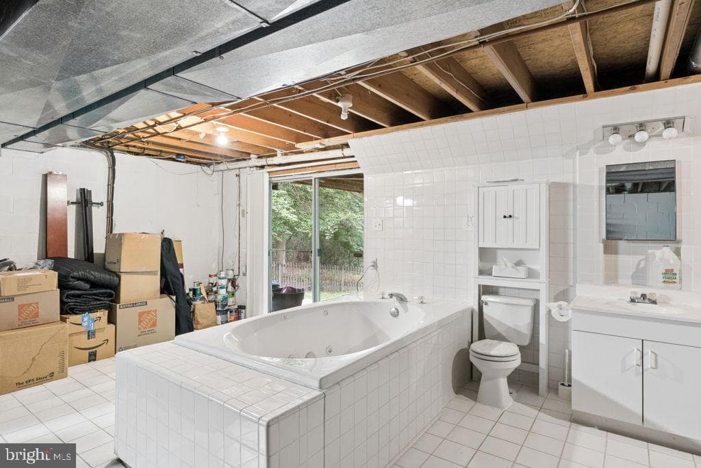 1212 Trillium Court photo 35