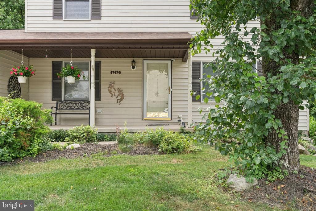 1212 Trillium Court photo 43