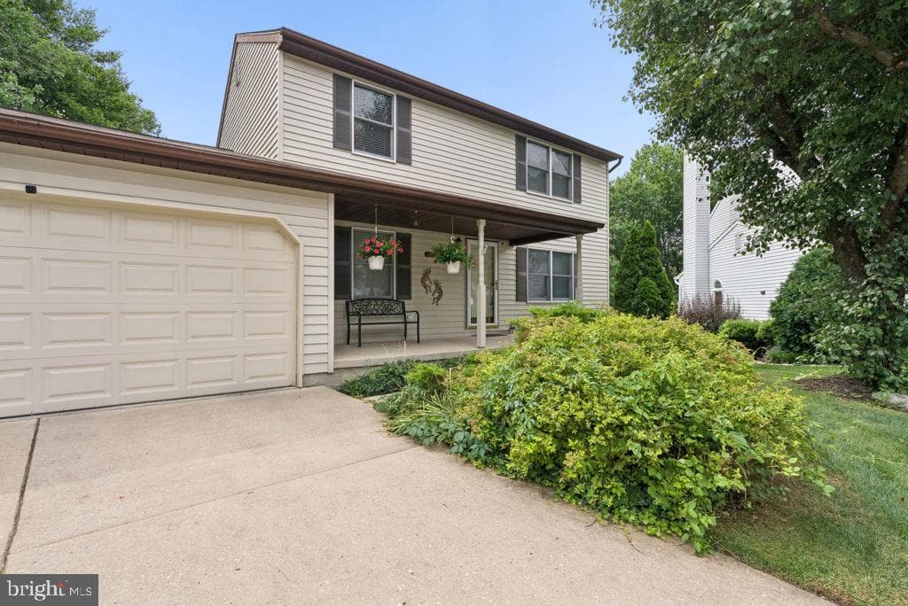 1212 Trillium Court photo 51