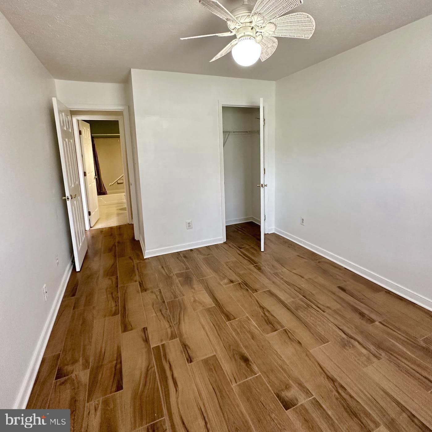 1712 Landmark Drive #j photo 23