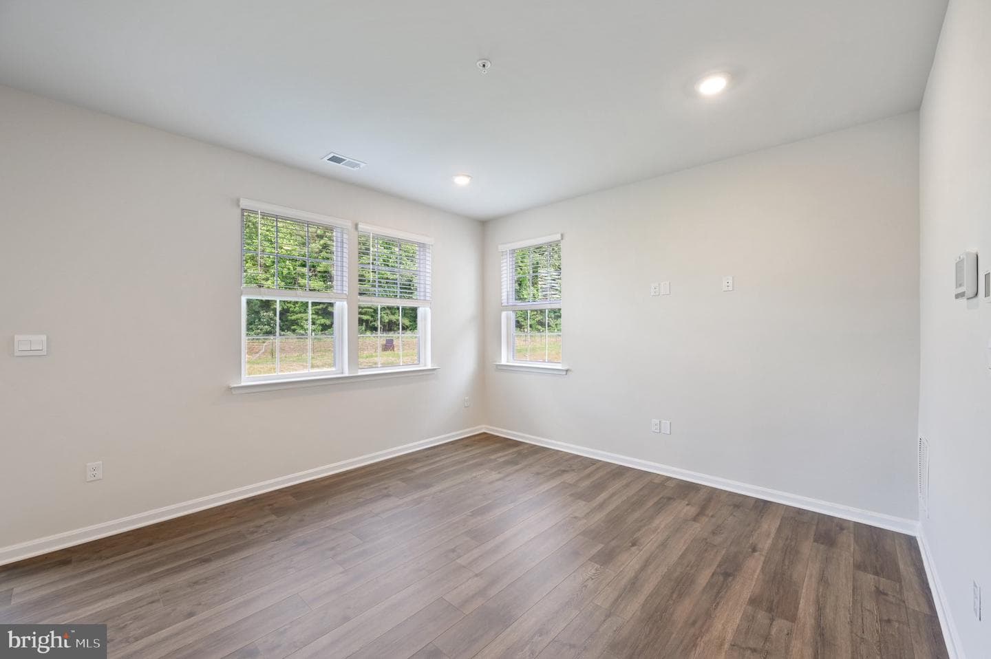 1719 Carver Circle photo 5