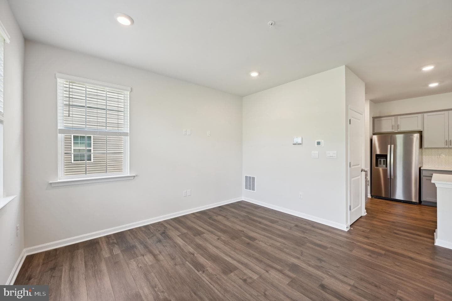 1719 Carver Circle photo 8