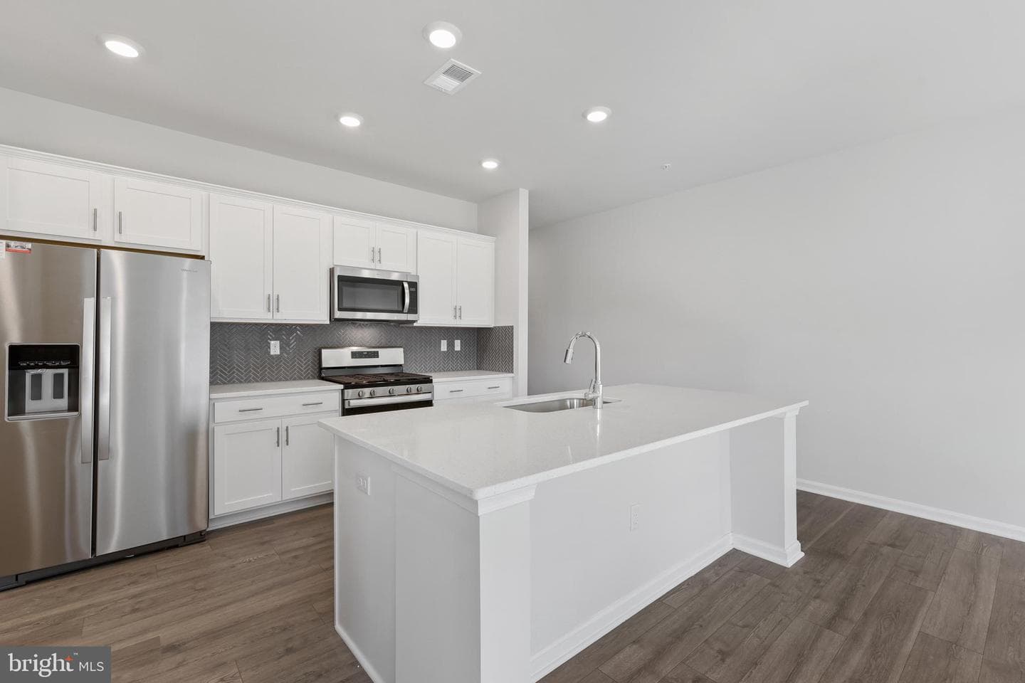 1709 Carver Circle photo 9