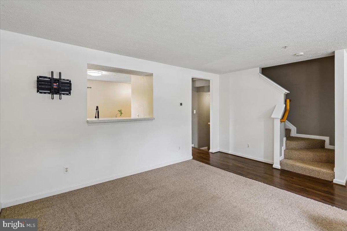 4749 Coralberry Court photo 4