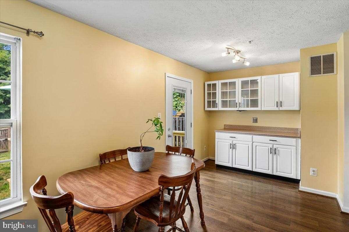 4749 Coralberry Court photo 9
