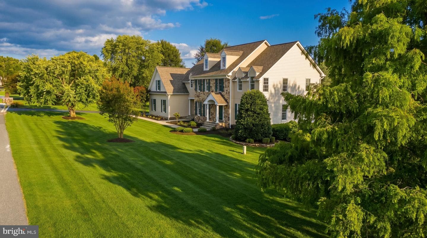 104 Country View Court photo 2