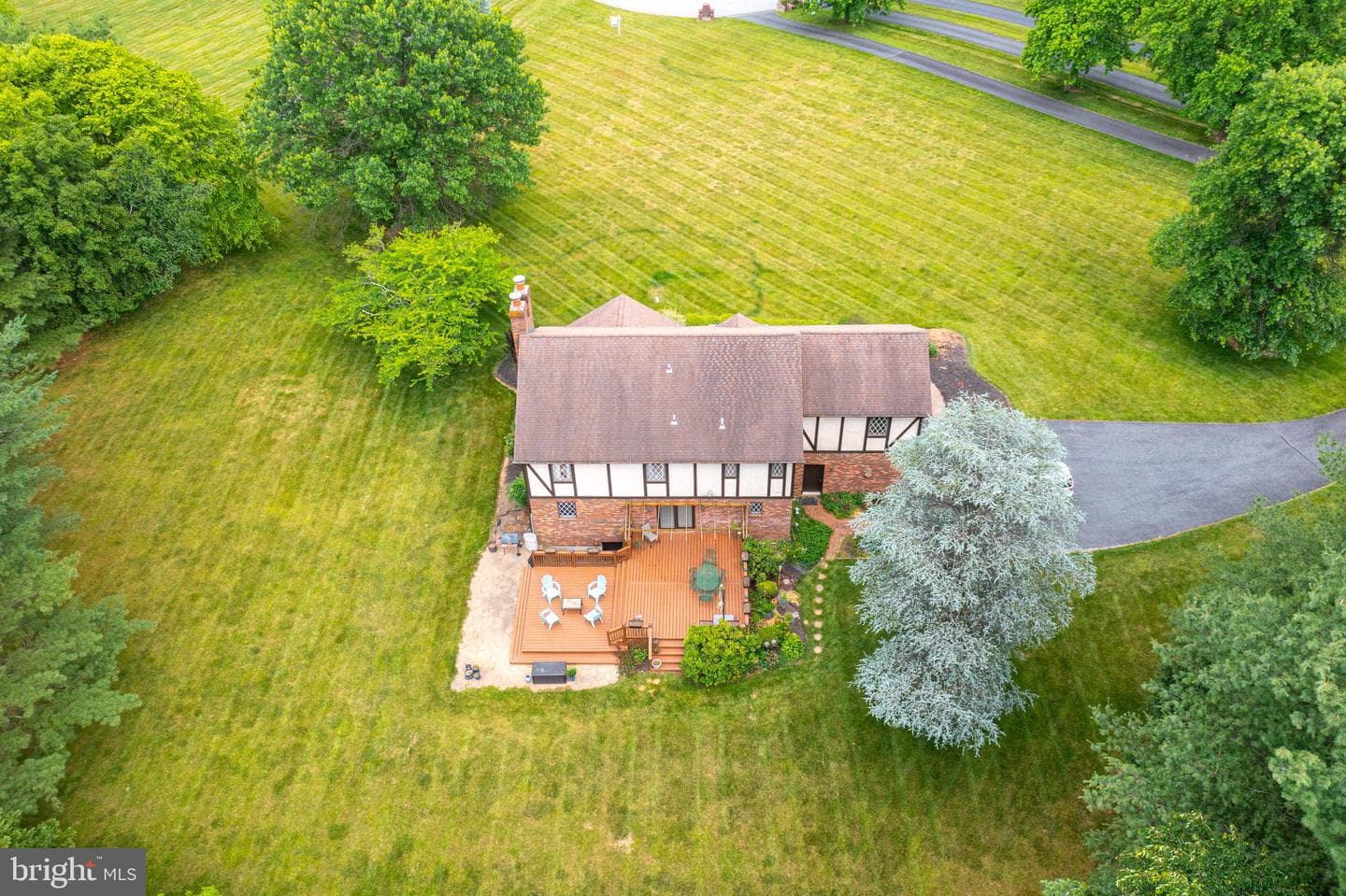 2300 Kings Arms Drive photo 129