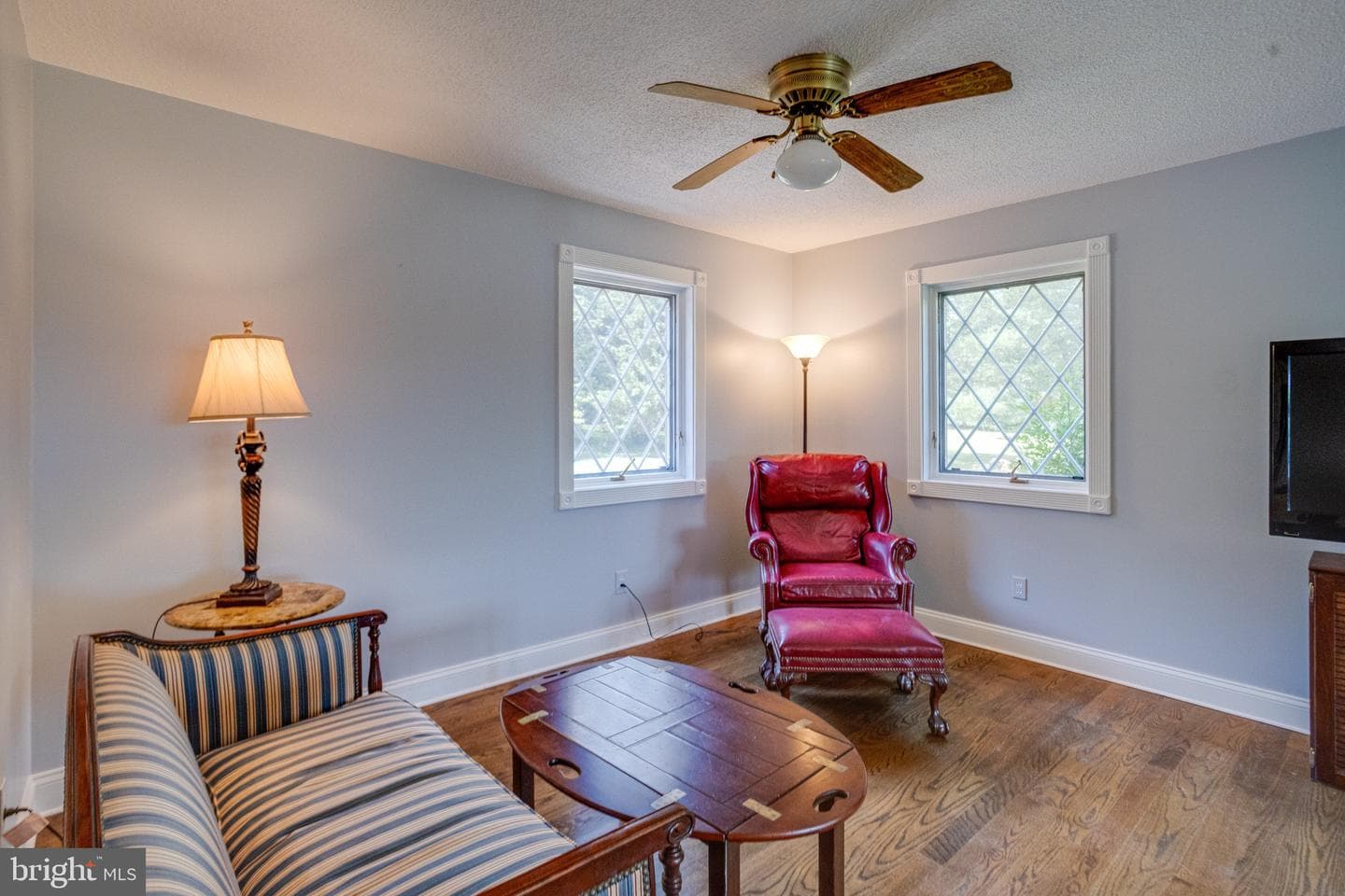 2300 Kings Arms Drive photo 29