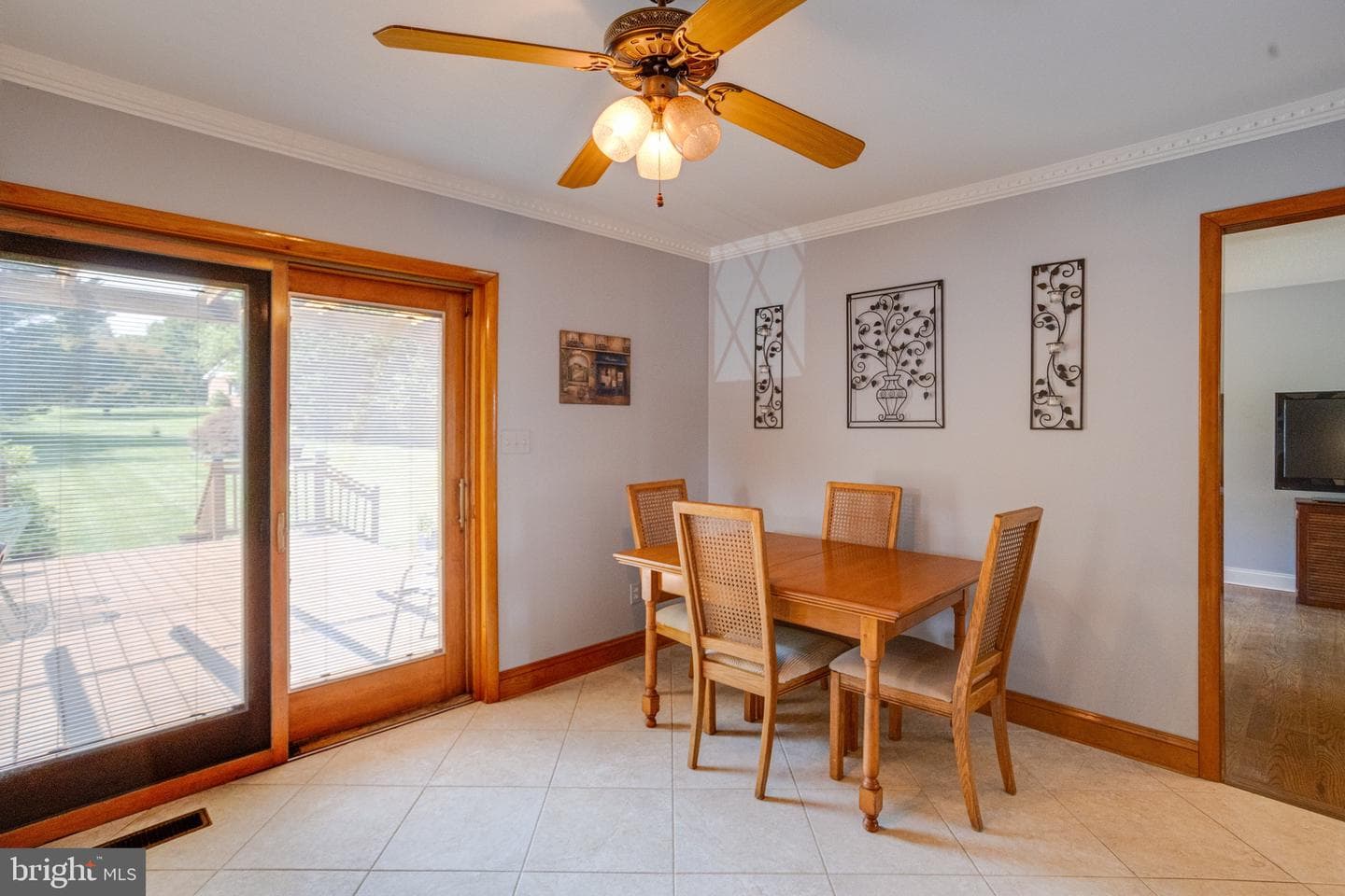 2300 Kings Arms Drive photo 33