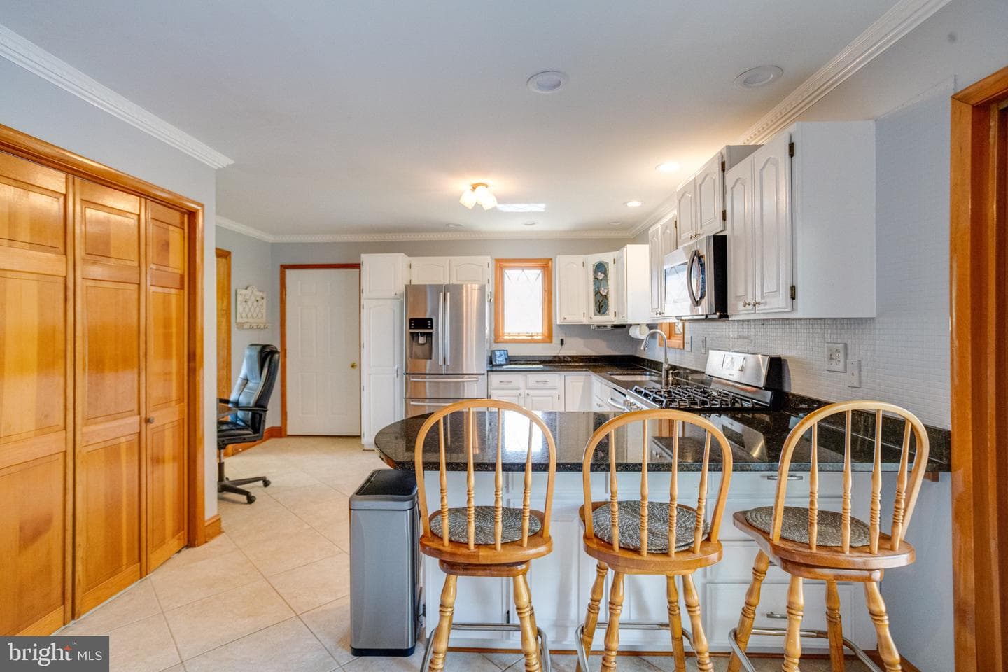 2300 Kings Arms Drive photo 34