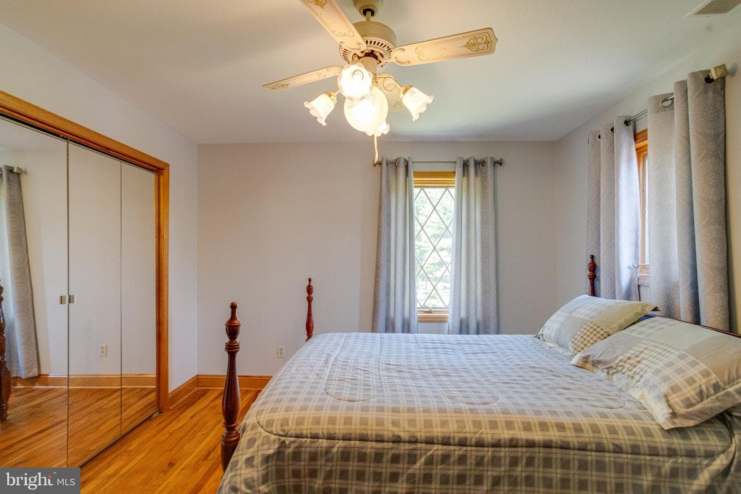 2300 Kings Arms Drive photo 51
