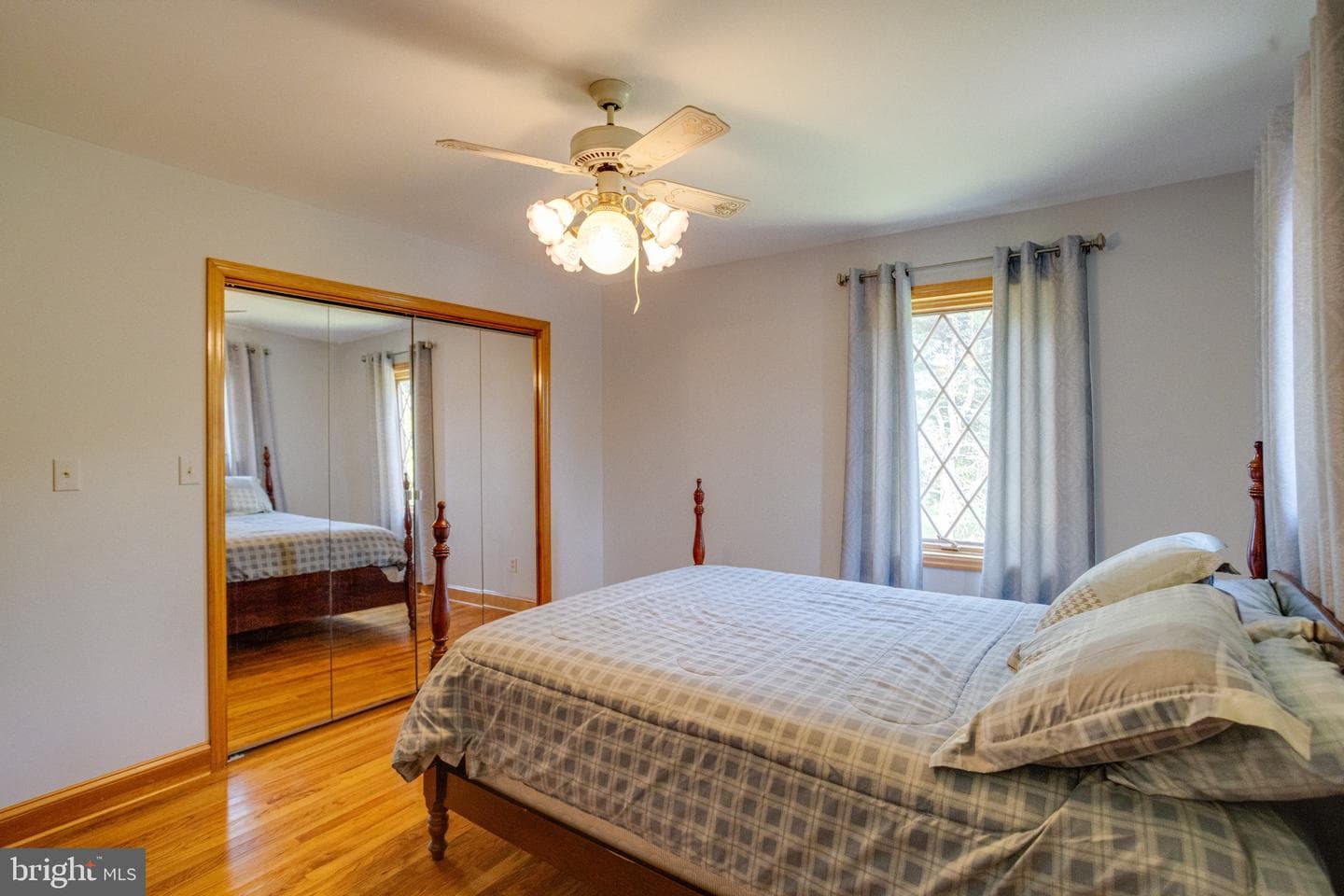 2300 Kings Arms Drive photo 52