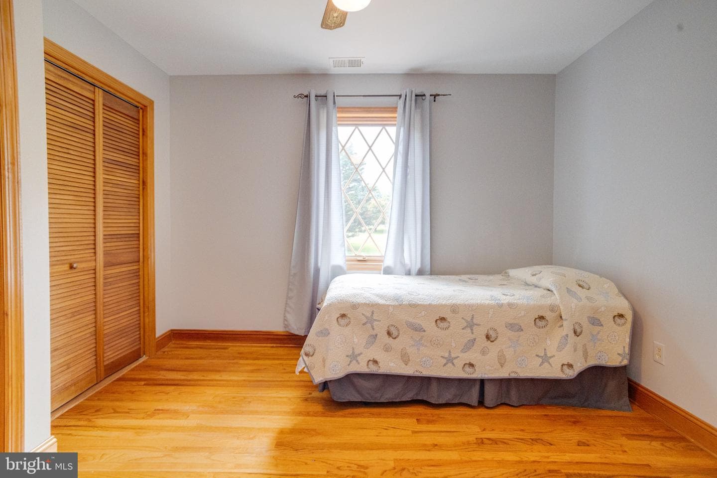 2300 Kings Arms Drive photo 55
