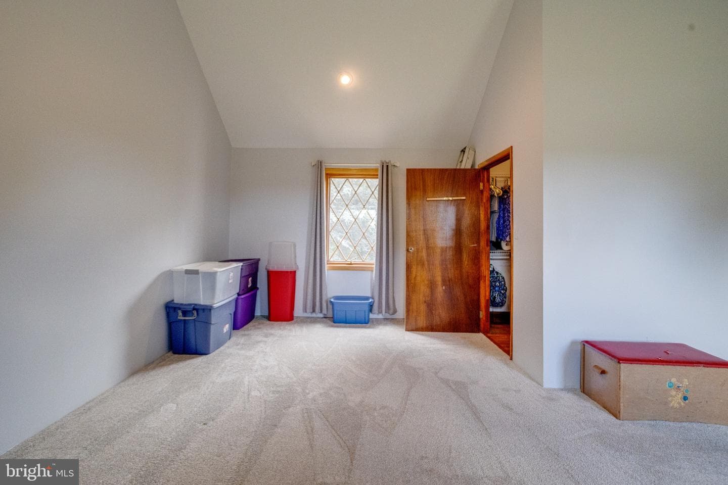 2300 Kings Arms Drive photo 70