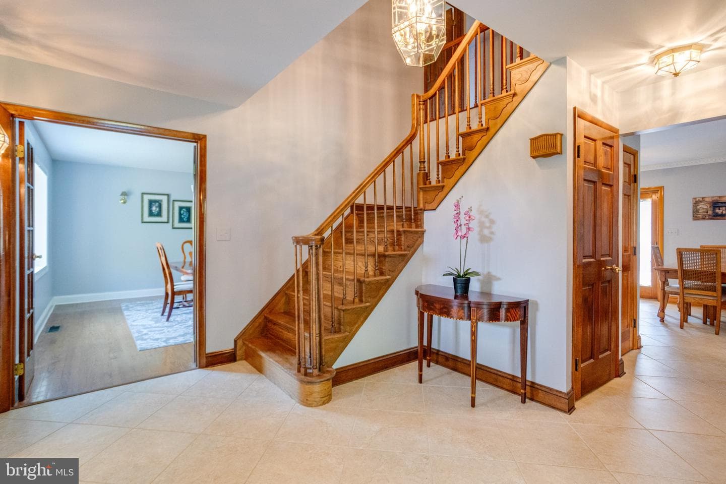 2300 Kings Arms Drive photo 9