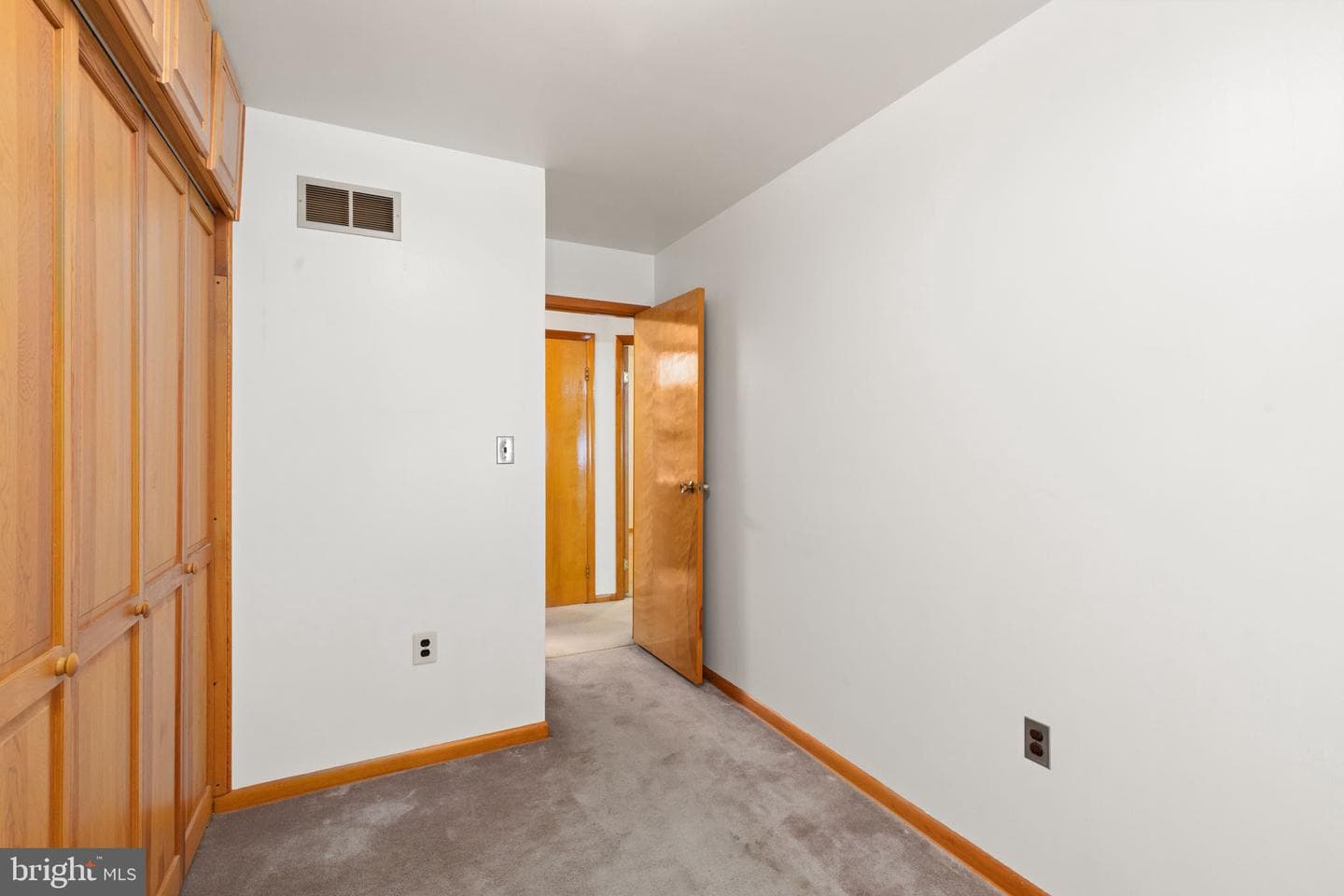 116 Anderson Avenue photo 18
