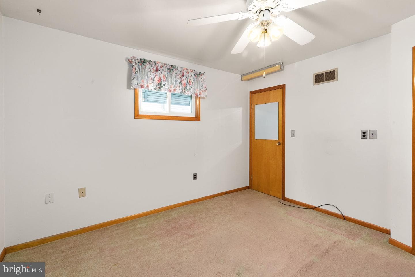 116 Anderson Avenue photo 22