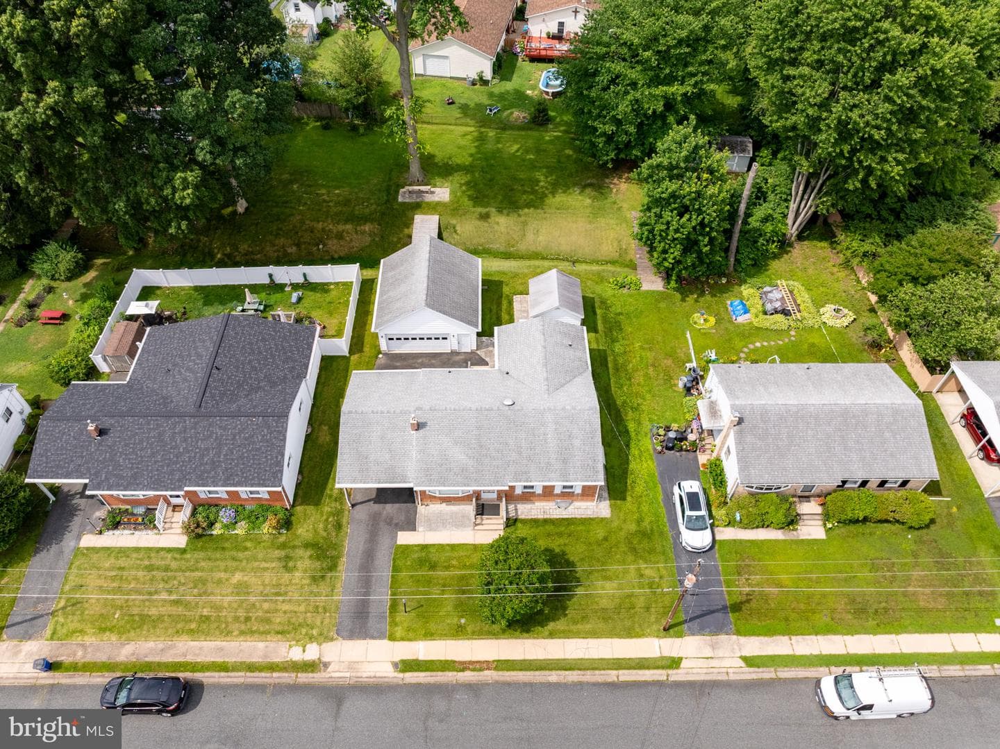 116 Anderson Avenue photo 4