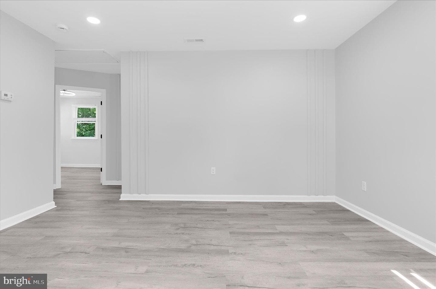 159 E Deen Avenue photo 4