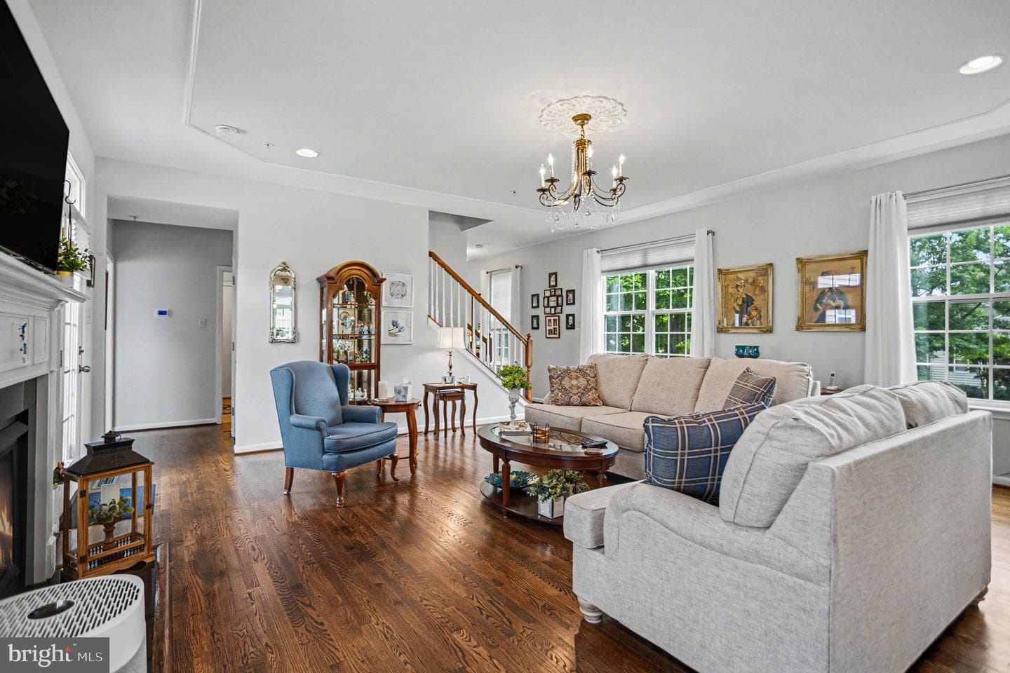 301 Tecumseh Way photo 4