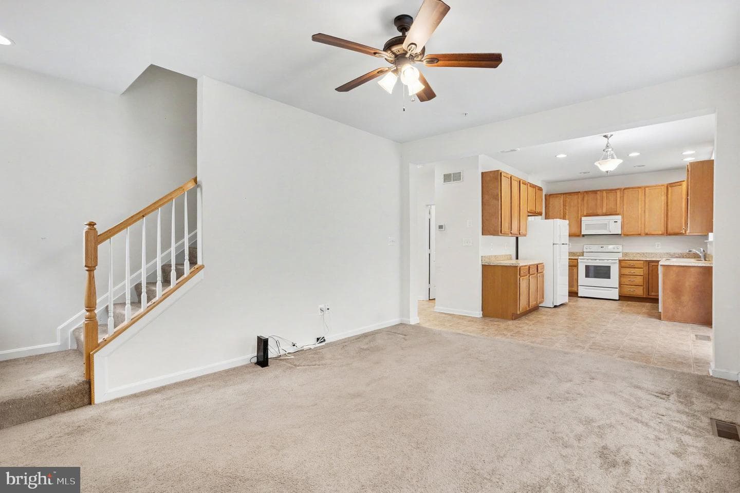 1207 Wishing Well Court photo 12