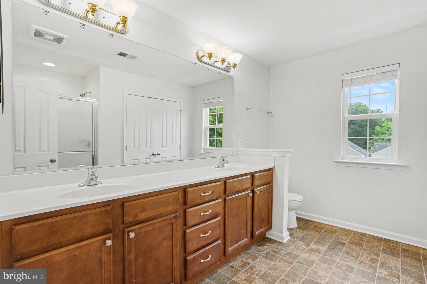 1207 Wishing Well Court photo 21