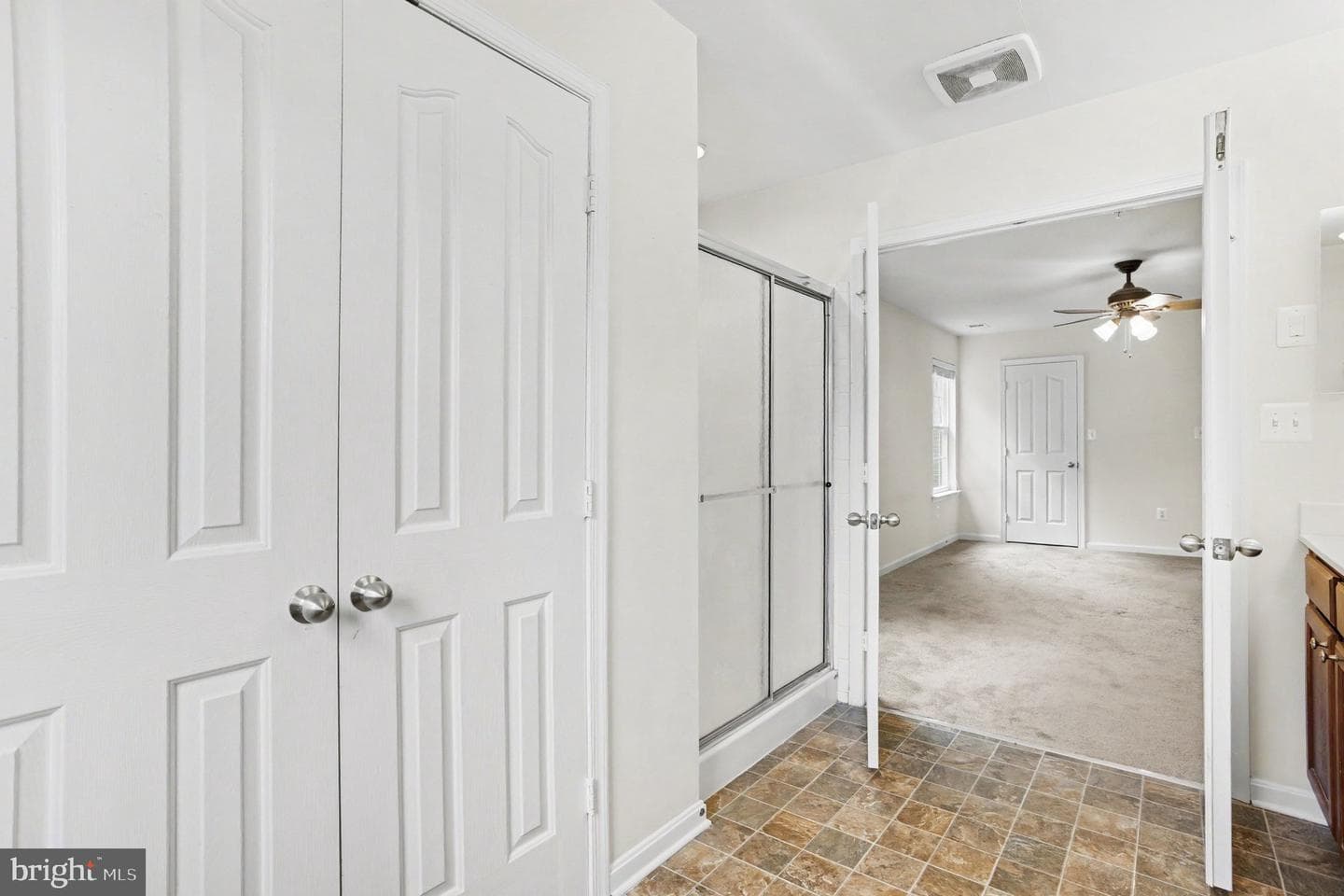 1207 Wishing Well Court photo 22
