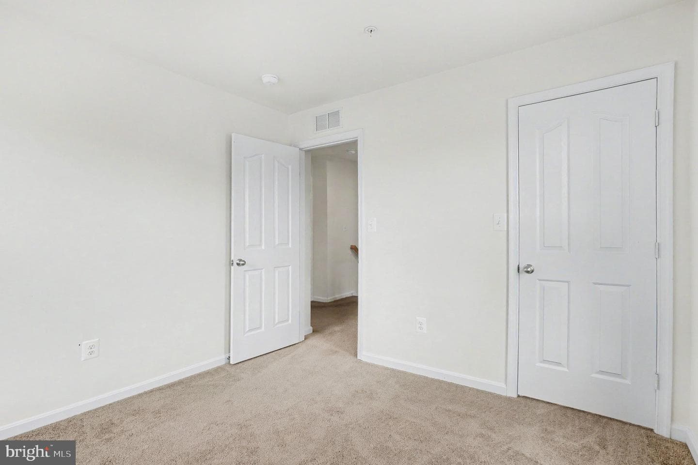 1207 Wishing Well Court photo 28