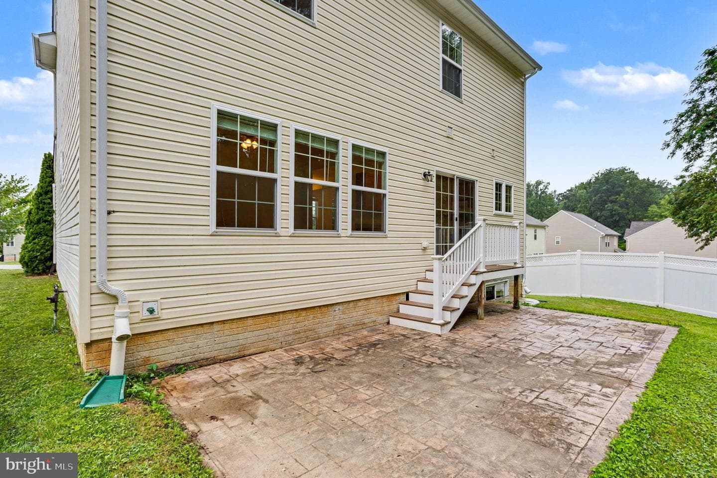 1207 Wishing Well Court photo 38