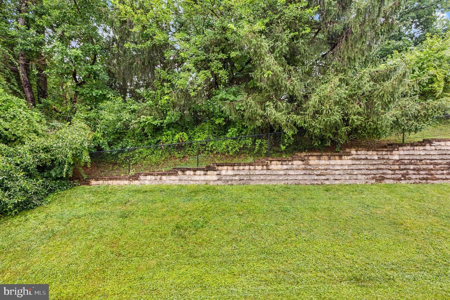 1207 Wishing Well Court photo 39