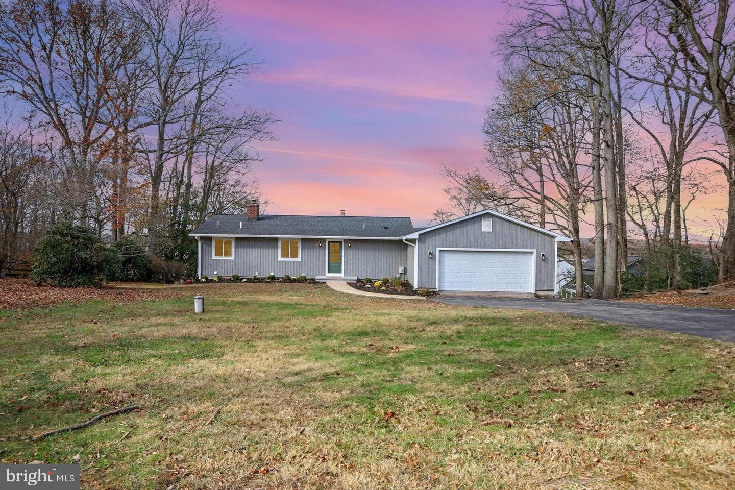 4 Poplar Grove Avenue photo 3