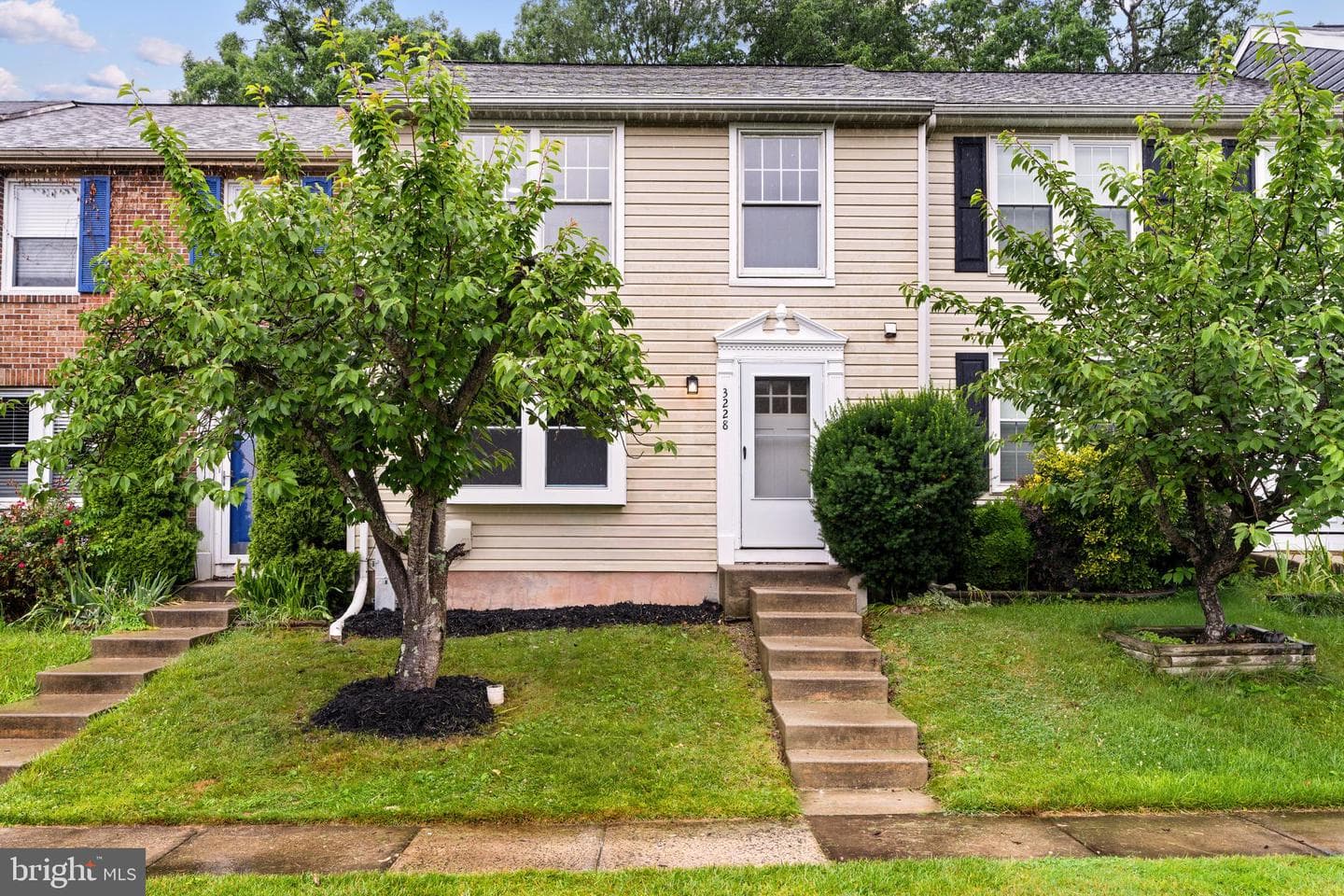 3228 Split Oak Court photo 1