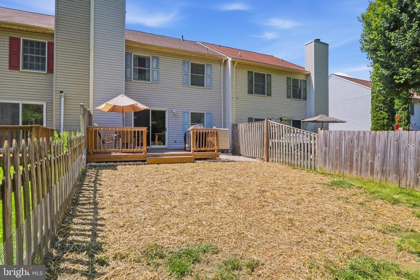 923 Buckland Place photo 41