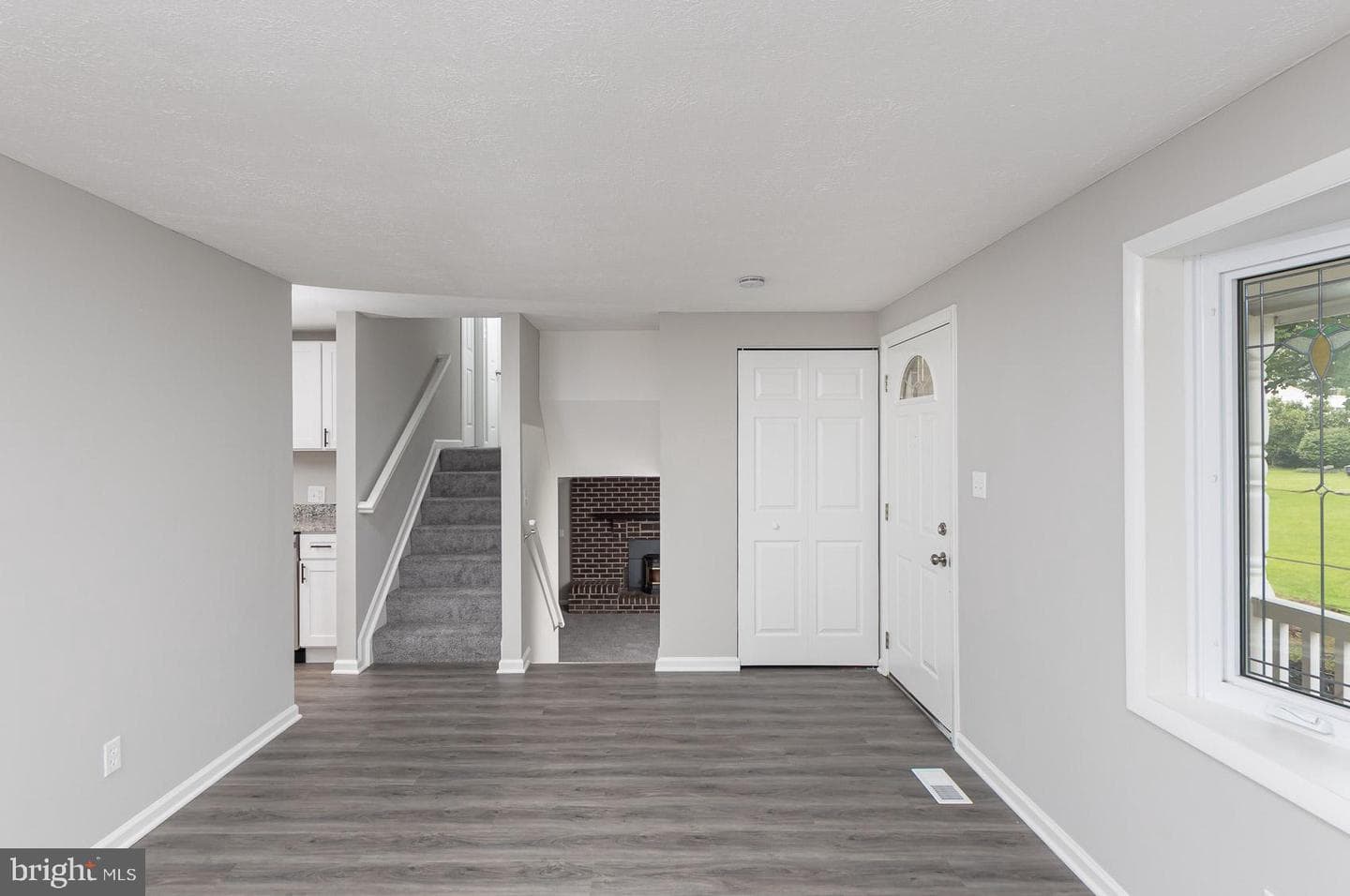 737 Shore Drive photo 14