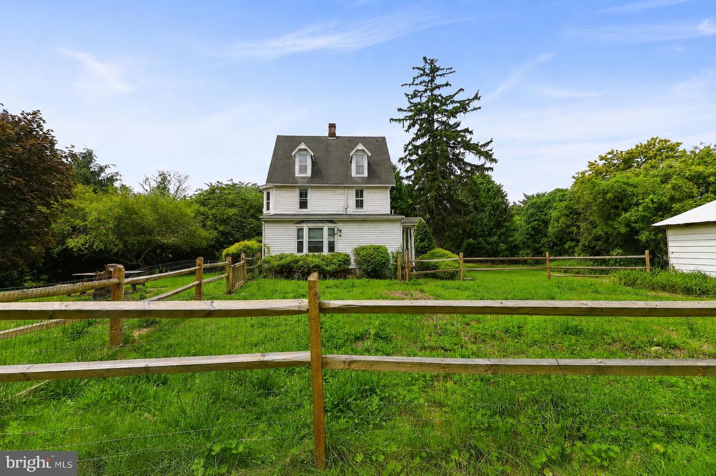 415 Michaelsville Road photo 4