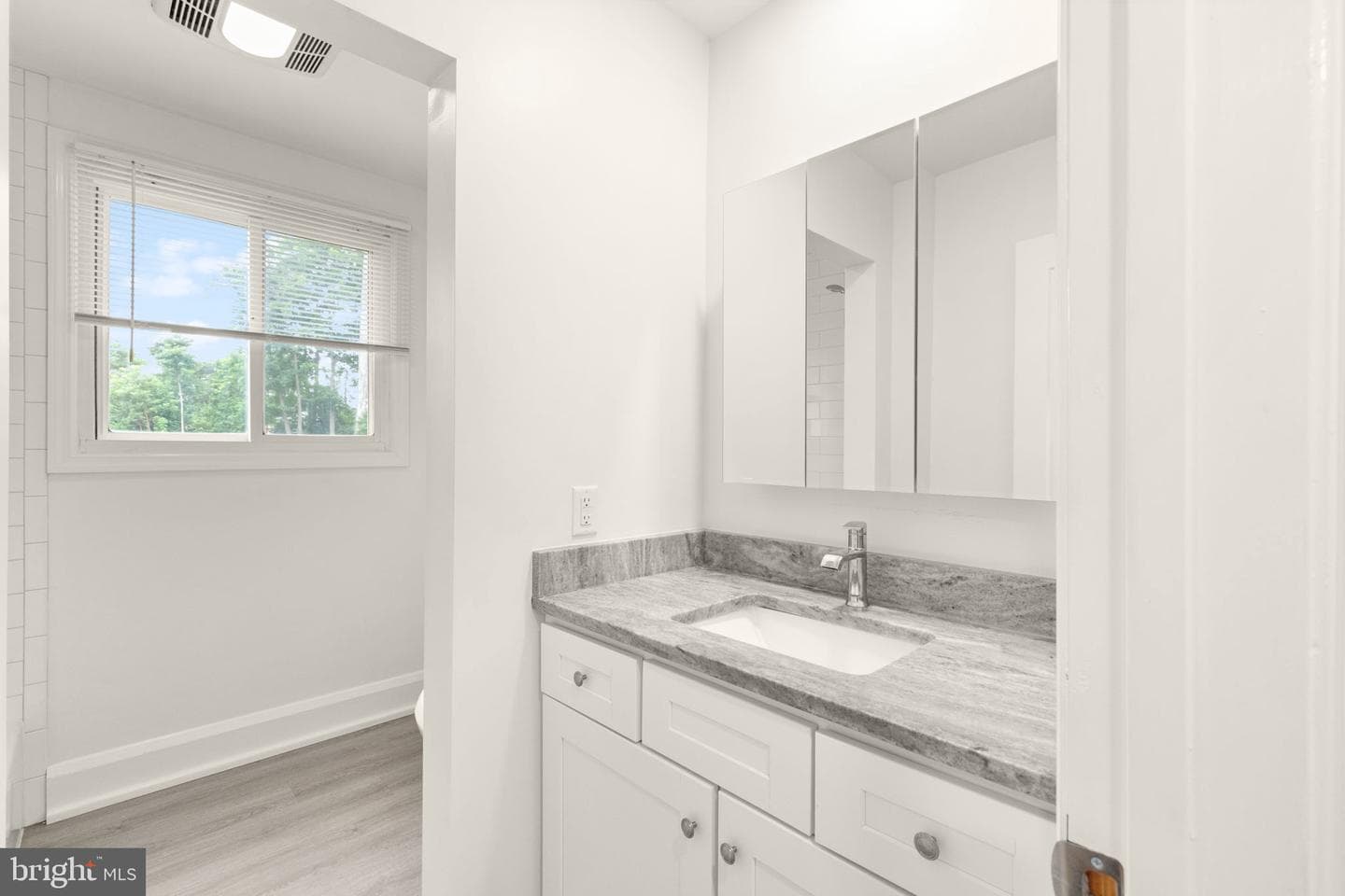 336 Catherine Street photo 18