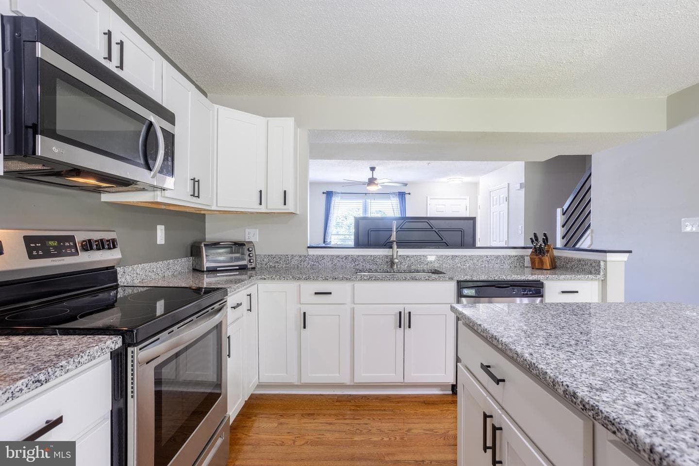 1412 Golden Rod Court #1412 photo 8