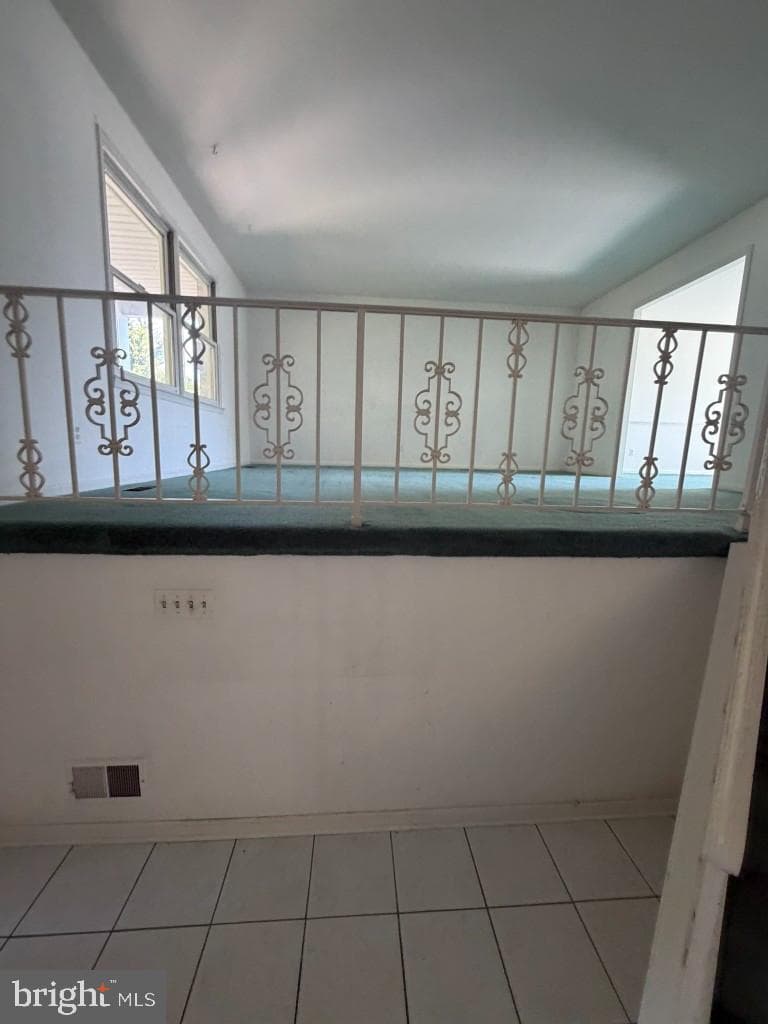 602 Rowe Drive photo 4