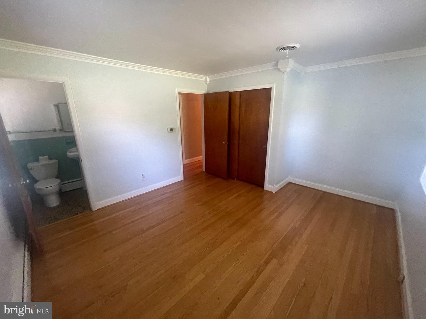 303 Cherokee photo 11